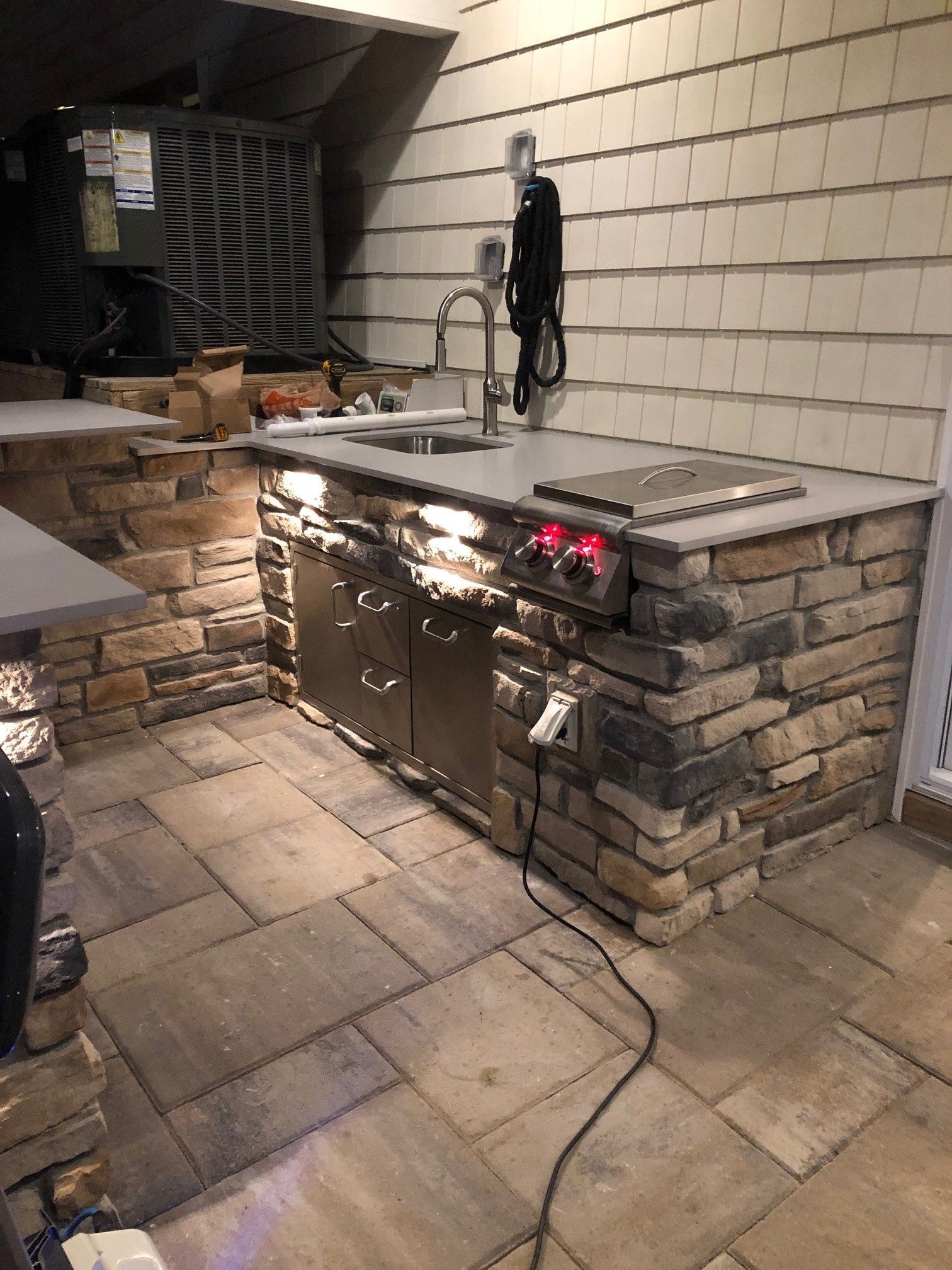 Outdoor Kitchens 44