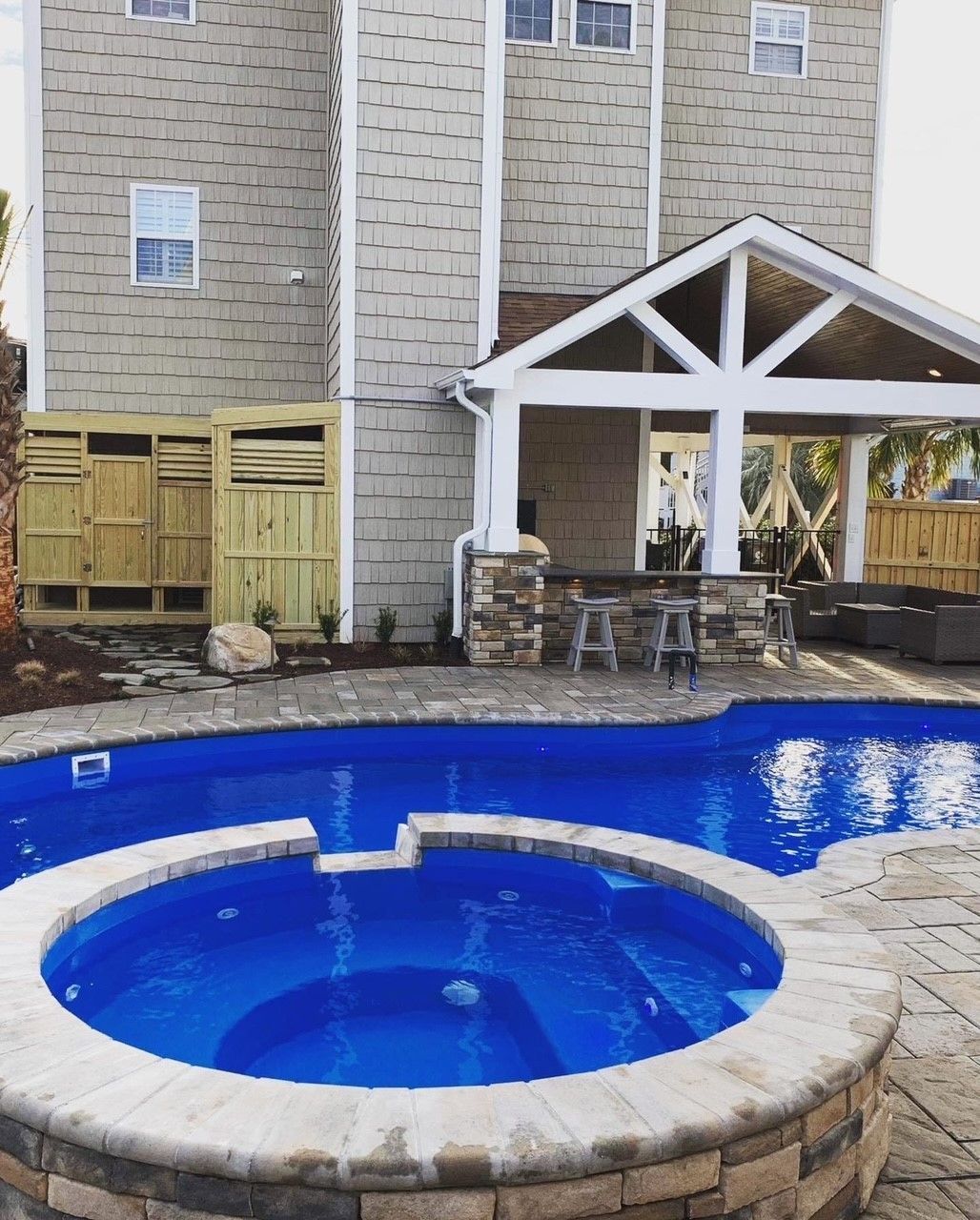 Pool and Water Features 11