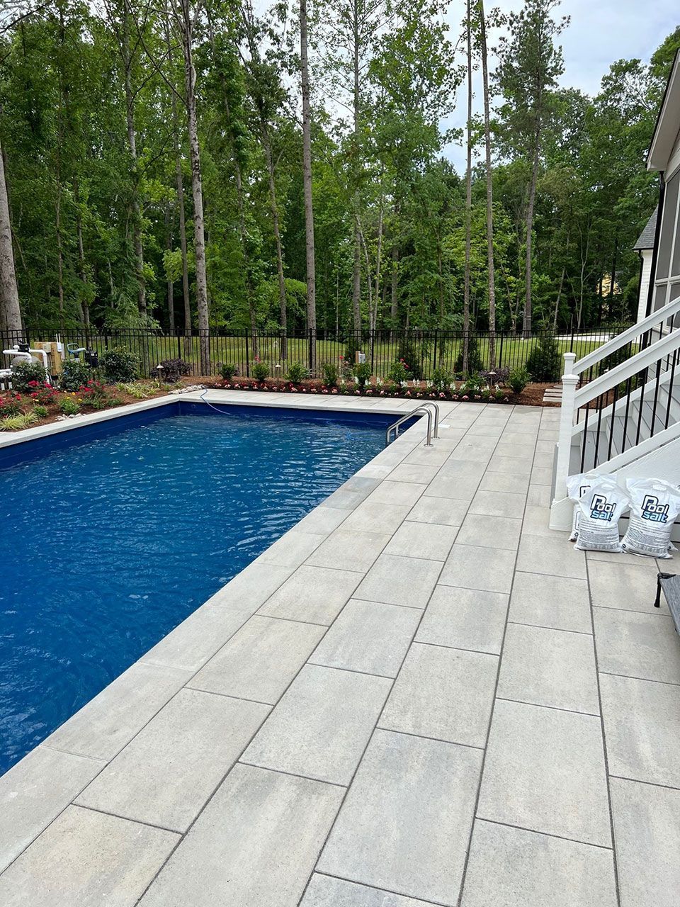 Pool and Water Features 18