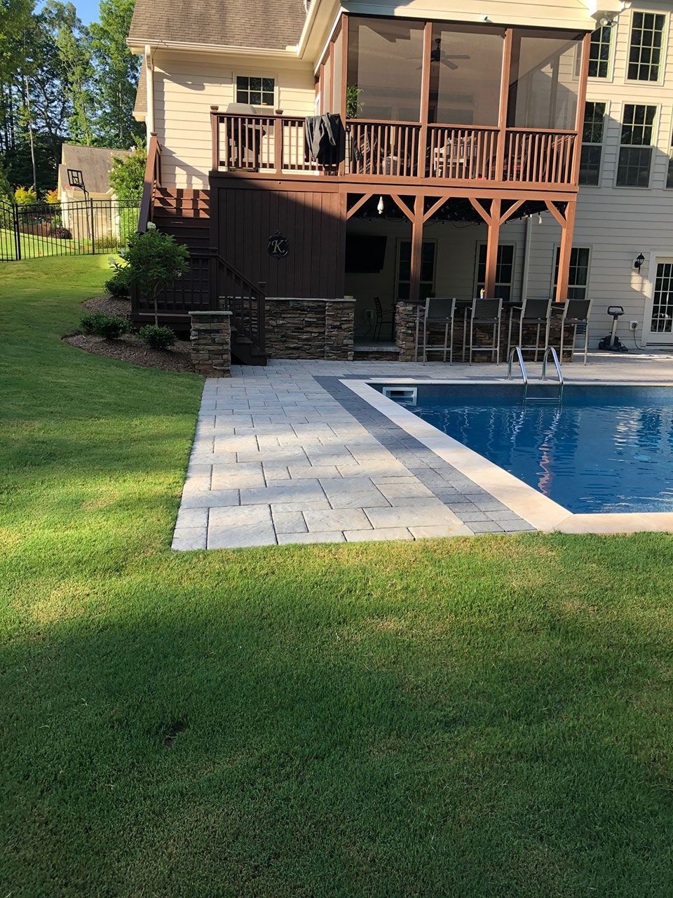 Pool and Water Features 26