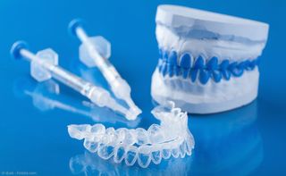 Home-Bleaching: Set für die Zahnaufhellung zu Hause