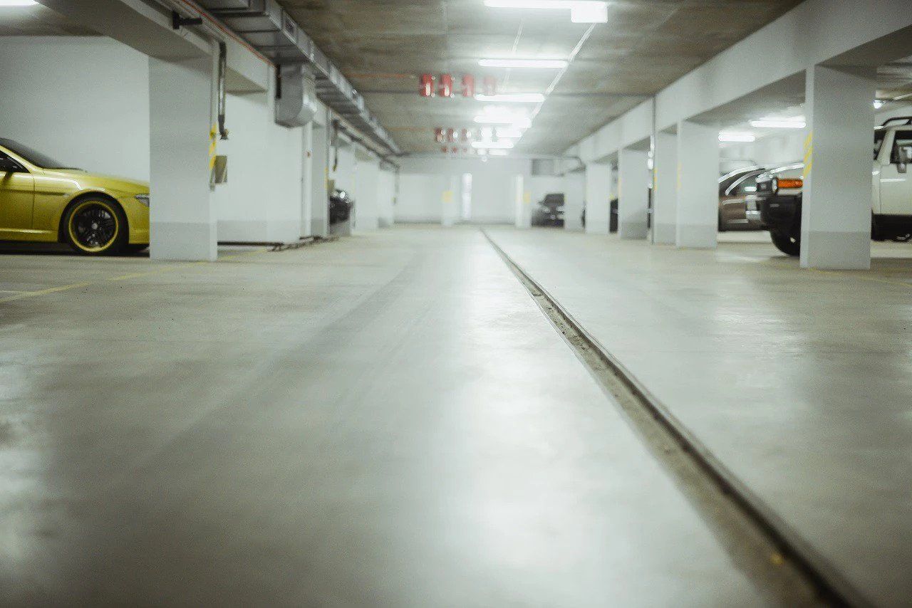 Паркинг по ул. Композитора Мейтуса