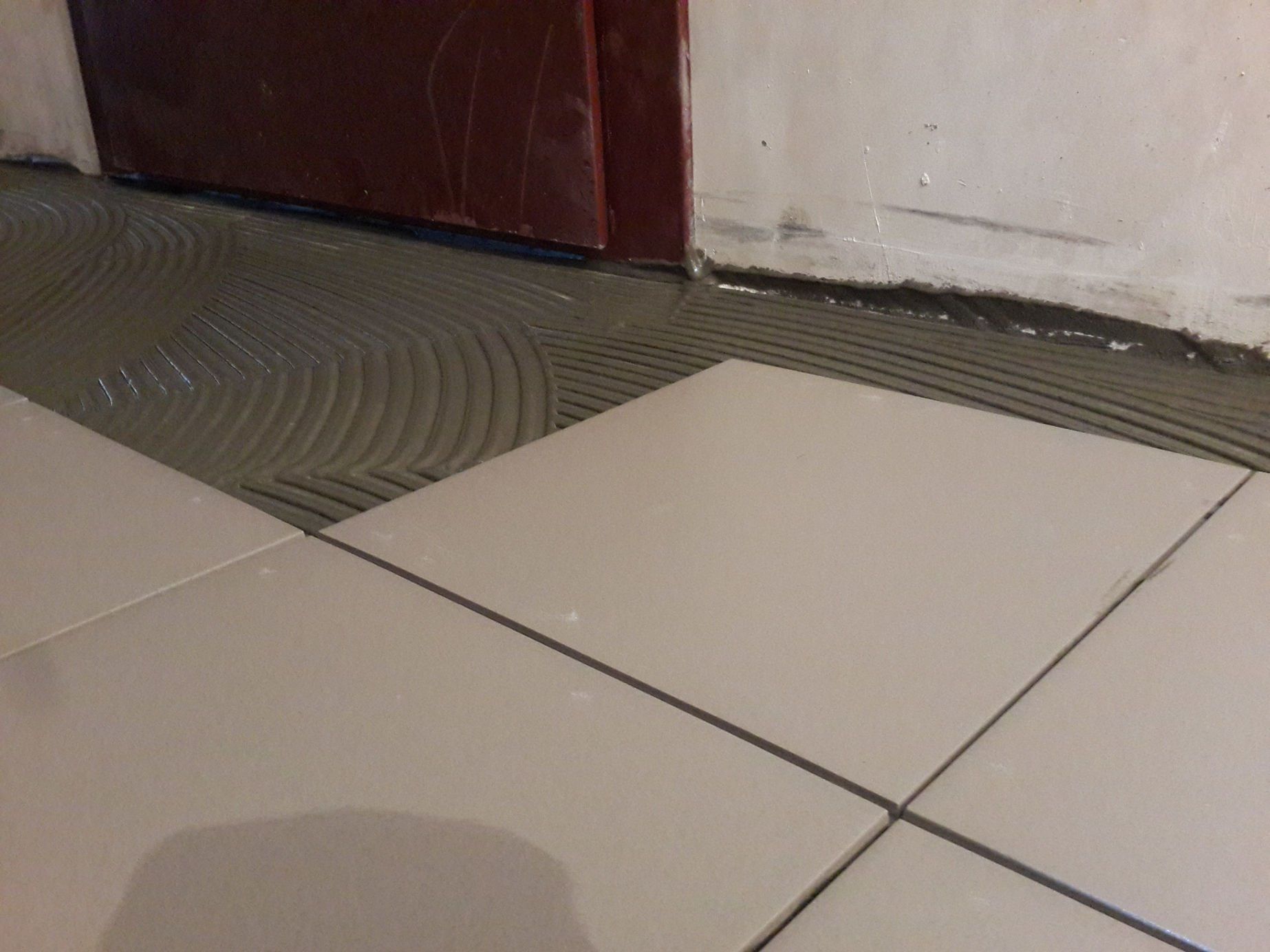 Укладка плитки на этажах