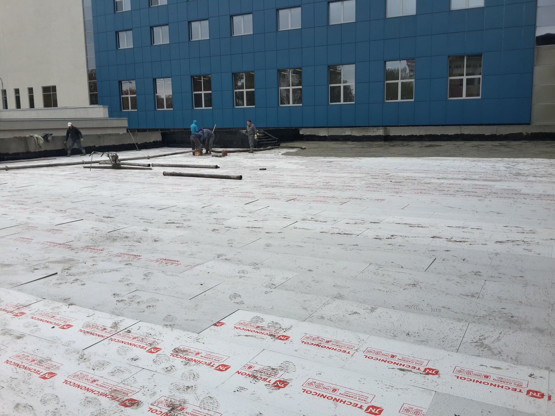 Обустройство верхнего паркинга, бетонные полы