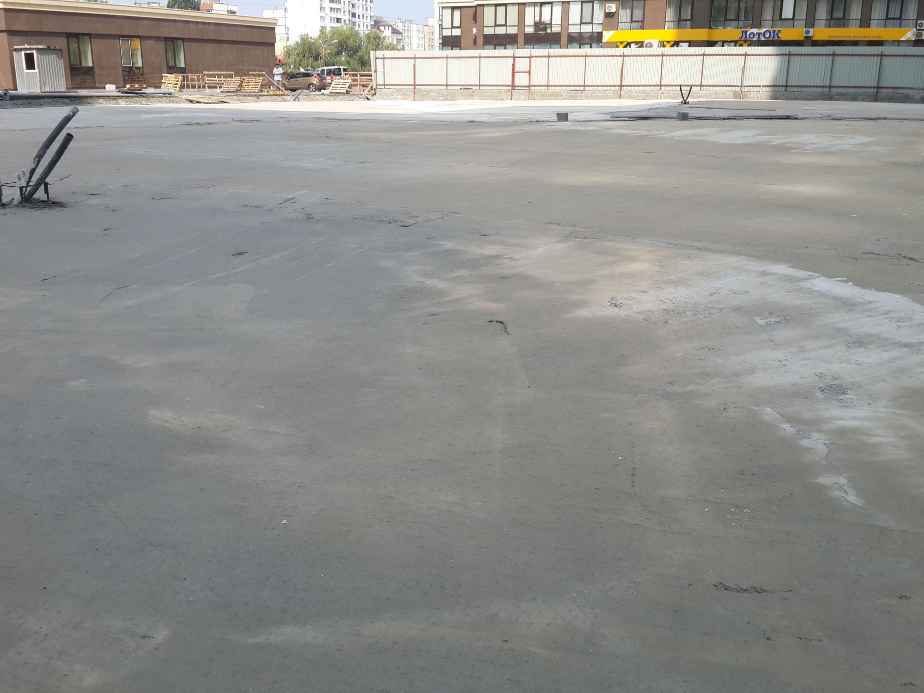 Керамзит-бетонная стяжка основания кровли верхнего паркинга