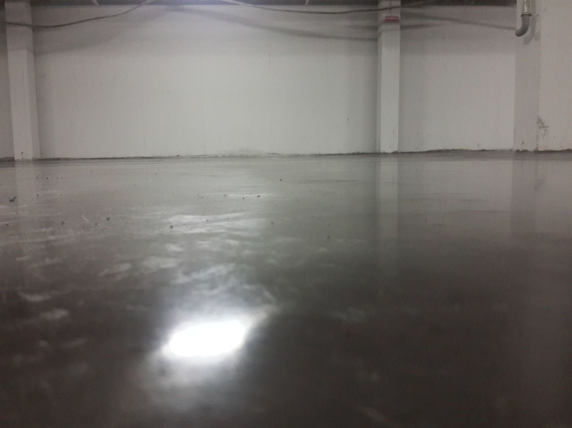 Лакировка паркинга, бетонные полы