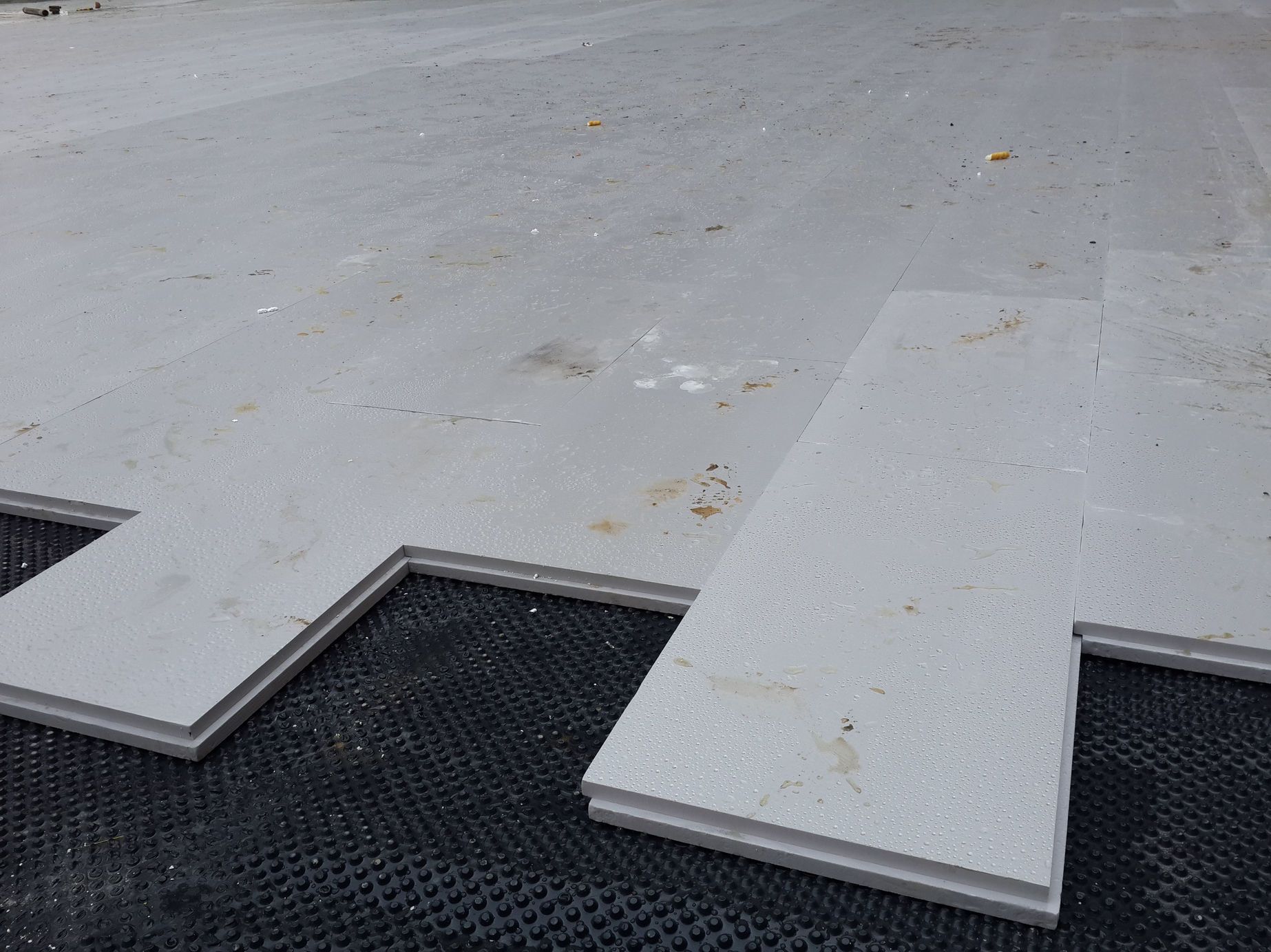 Бетонная стяжка кровли паркинга