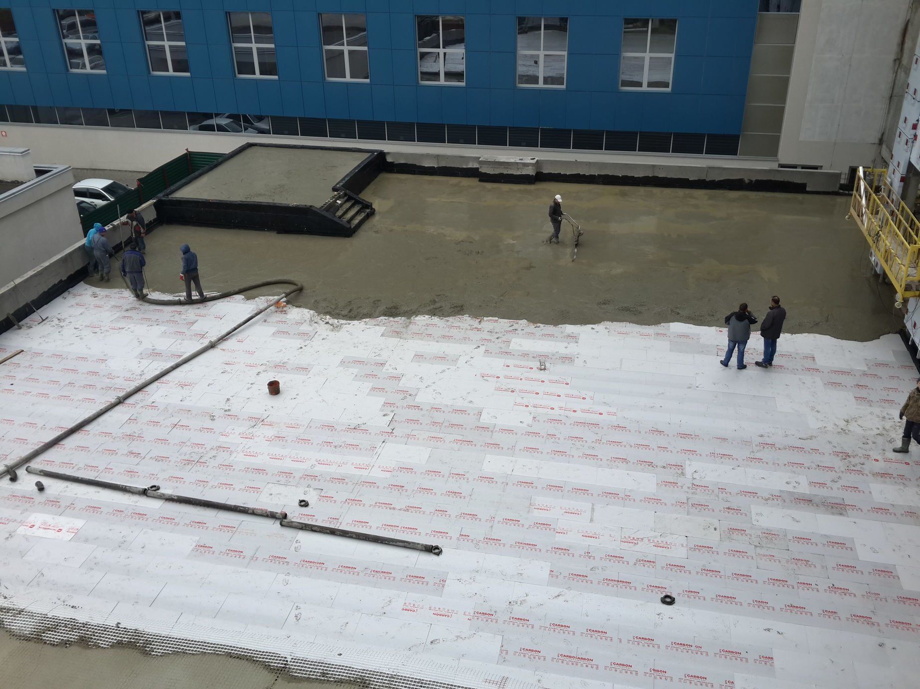 Обустройство верхнего паркинга, бетонные полы