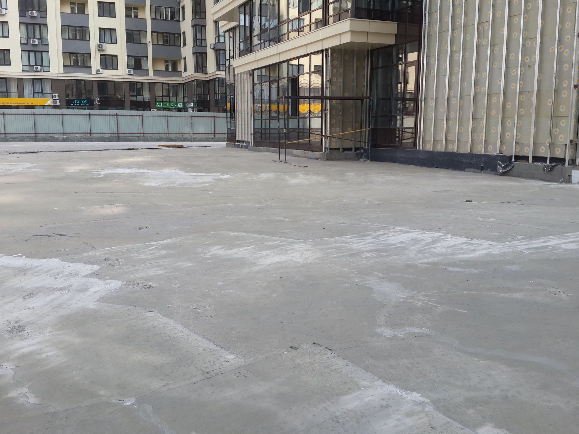 Керамзит-бетонная стяжка основания кровли верхнего паркинга