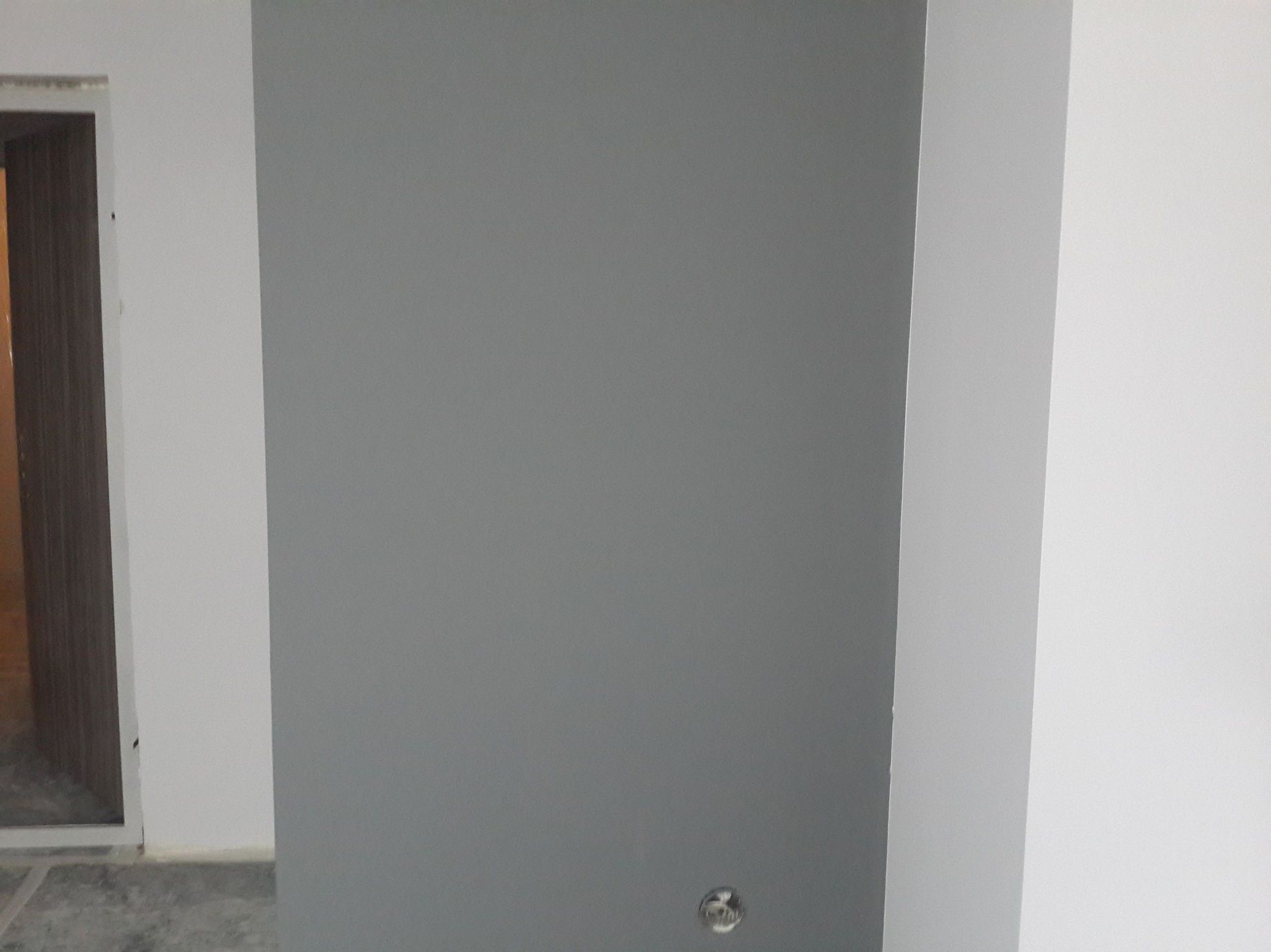 Покраска стен отеля