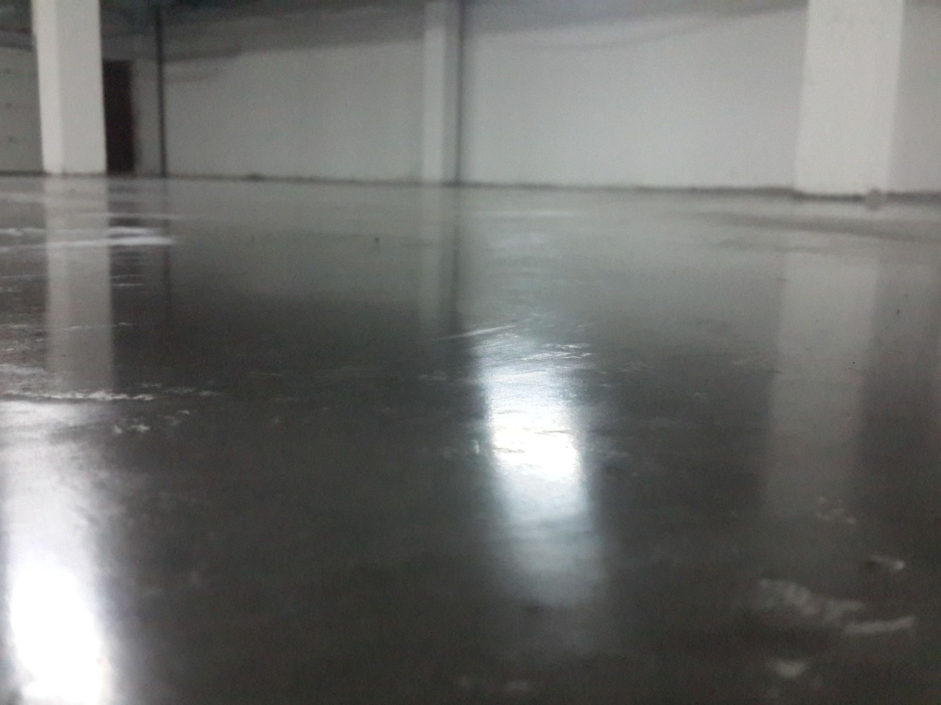 Лакировка паркинга, бетонные полы