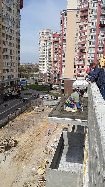 Стяжка балконных козырьков