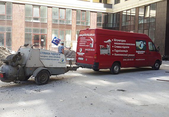 Стяжка пола в многоквартирном доме