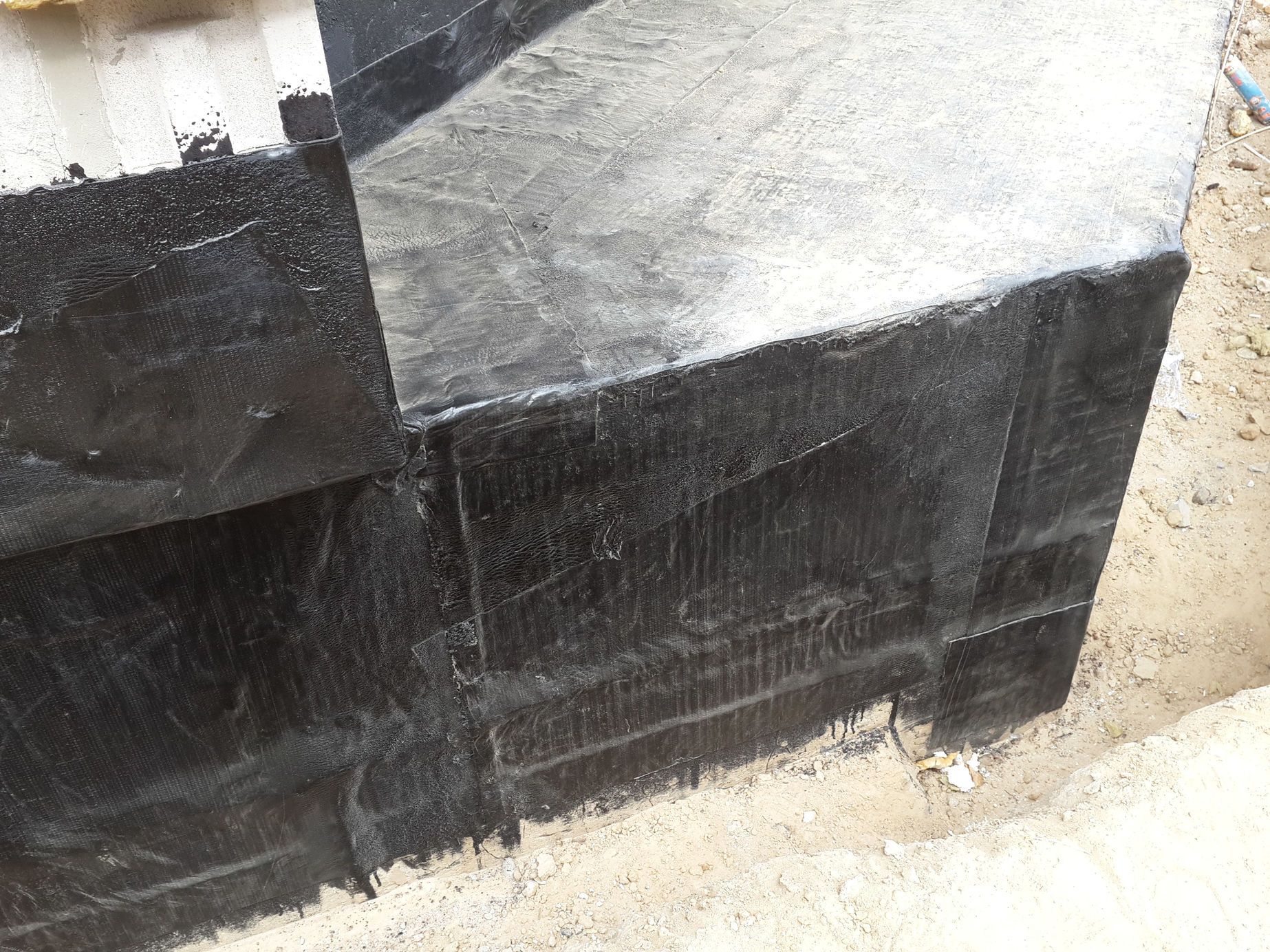 Гидроизоляция примыканий фундамента