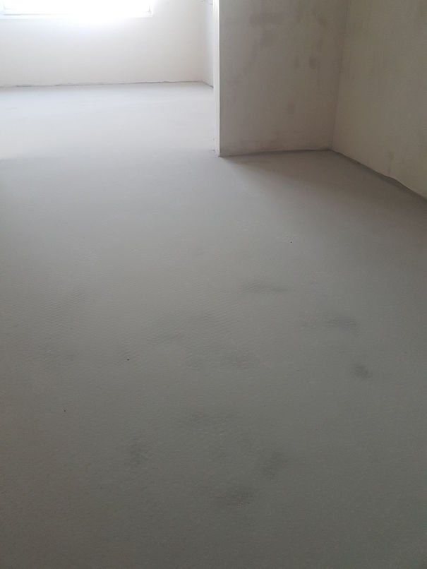 Самовыравнивающийся пол