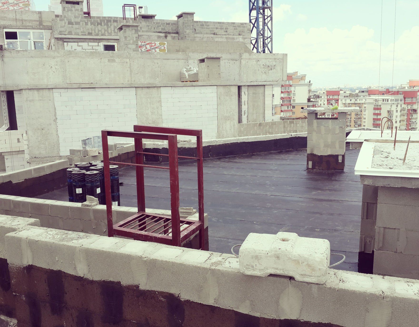 Лико-Град, кровля