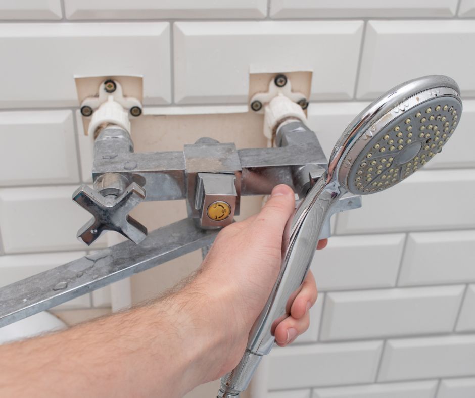 Checking a showerhead for leakage