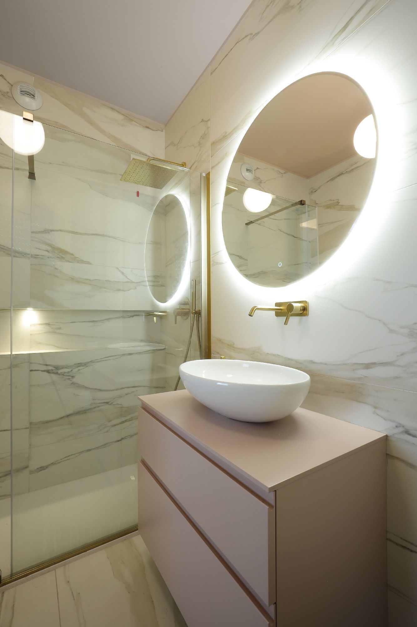 ristrutturazione  bagno luminoso ArtéNworK Desio Milano Monza