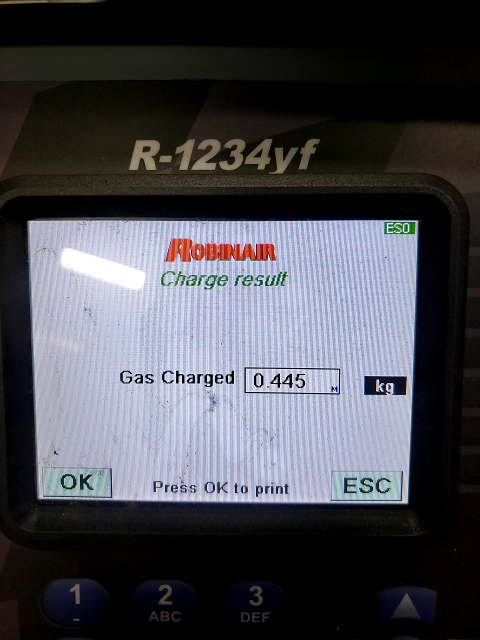 Robinaire air conditioning machine screen shows 