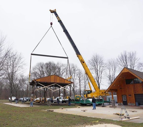Mobile Crane — Akron, OH — Frank Lucco Company