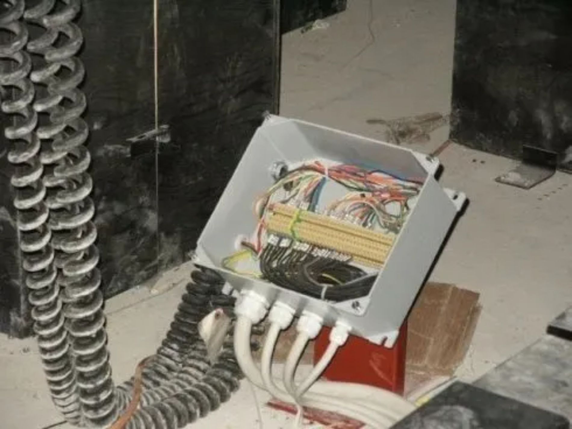 riparazione impianti elettrici