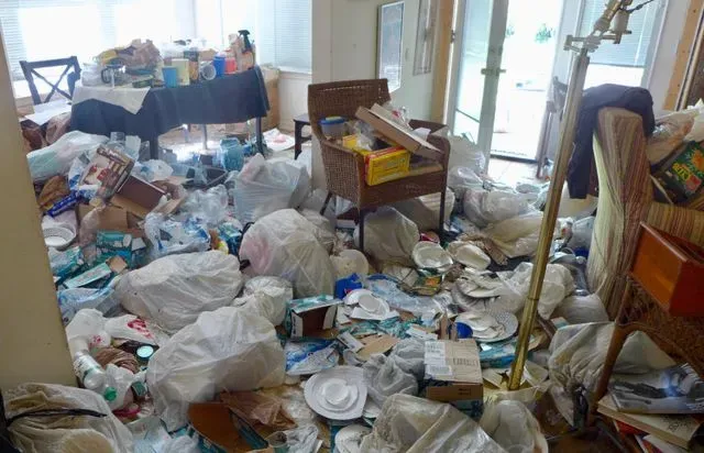 hoarding garbage