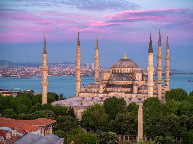 Mula Hotel, Blue Mosque
