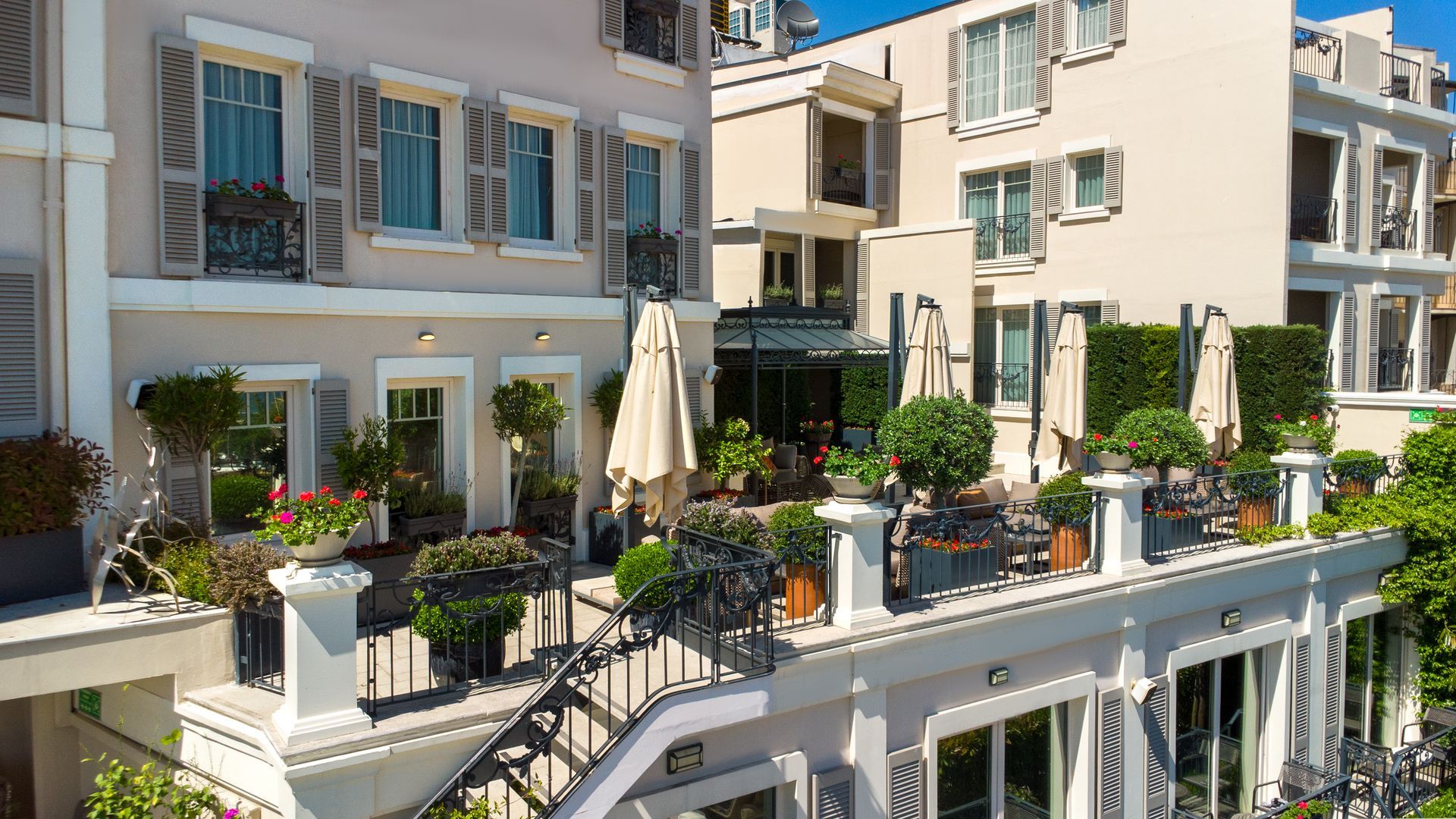 Mula hotel dış görünüm