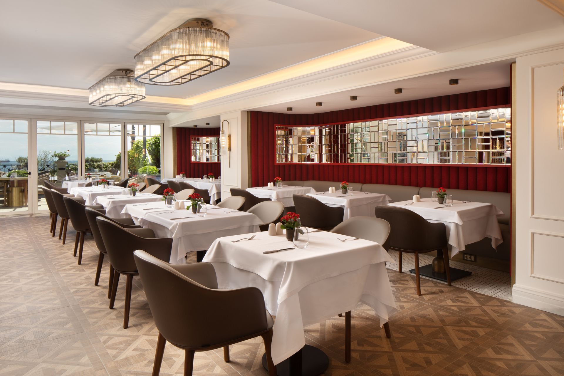 Mula Hotel, Restoran