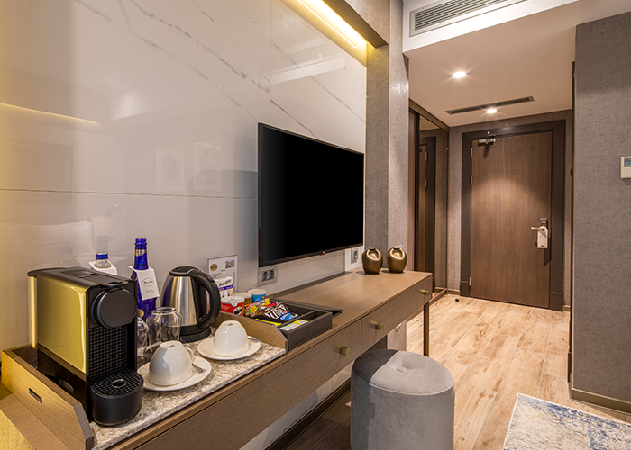 mula hotel, room inside view