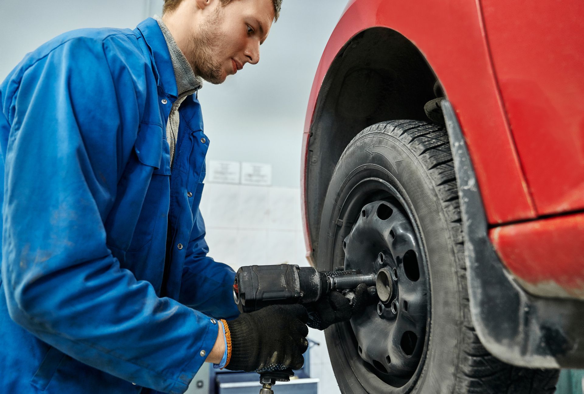 Lakeshore Auto Your Trusted Tire Service in South Kelowna