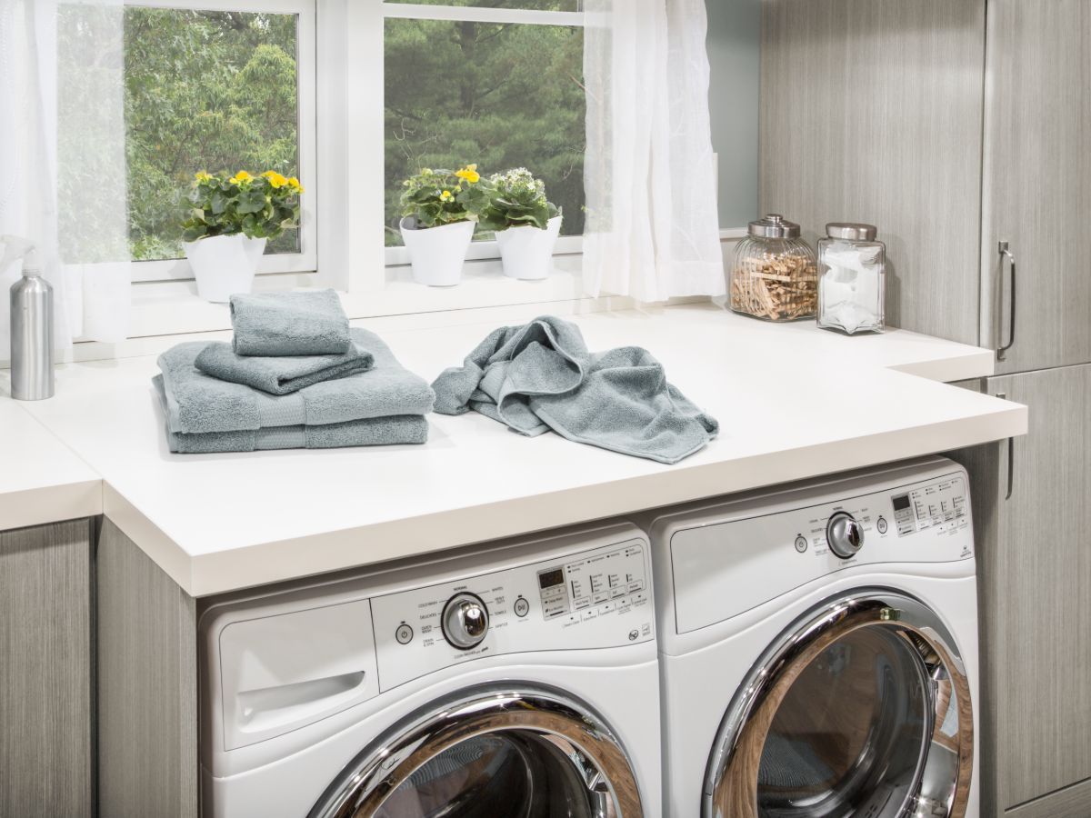 Custom Laundry Room Cabinet Systems