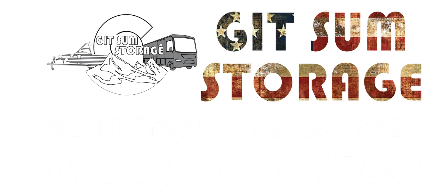 The logo for glasgow piano tuning is black and gold.