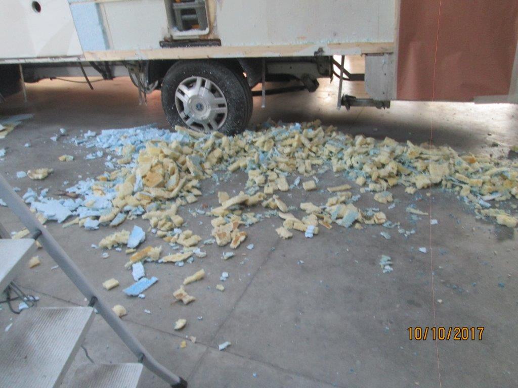 riparazione parete camper