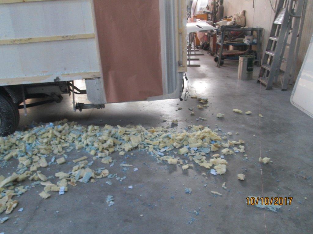 riparazione parete camper