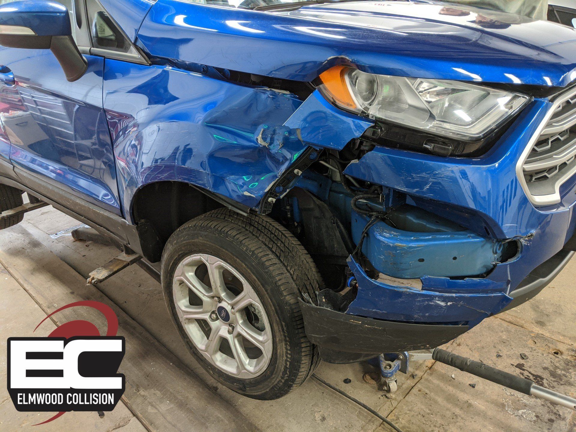 Damage to fender, bumper, hood, headlight, etc. on Ford EcoSport