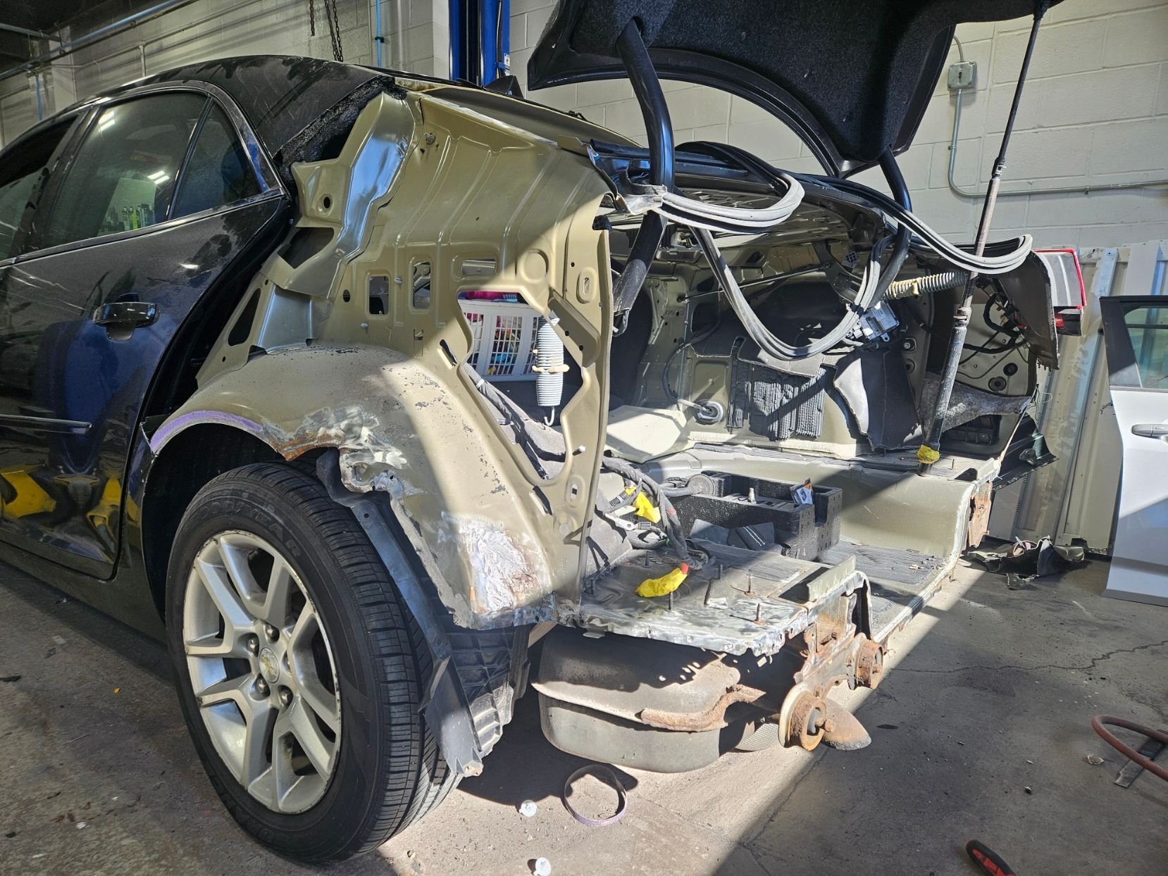 elmwood collision vehicle prep