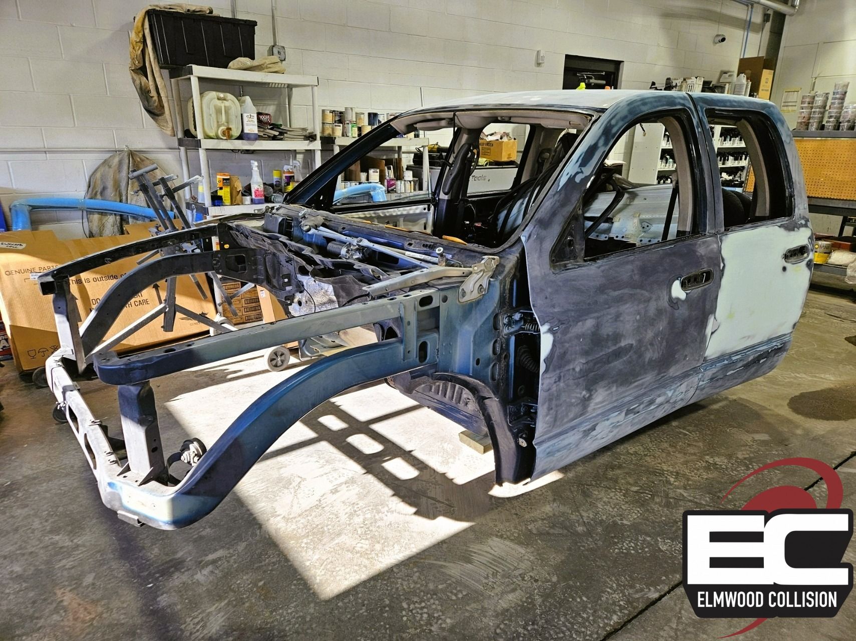 elmwood collision truck cab body work repair