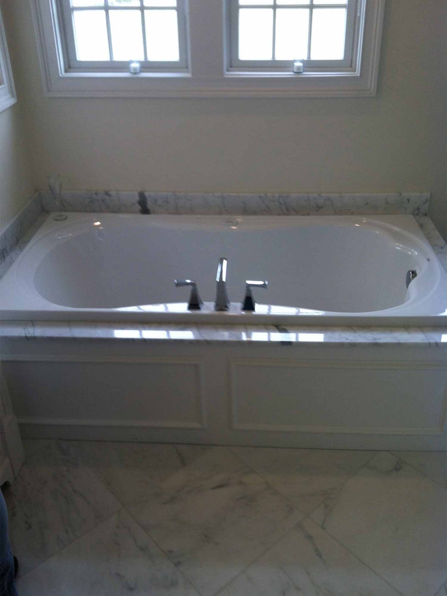 Plumbing — Bath Tub in Middletown, RI