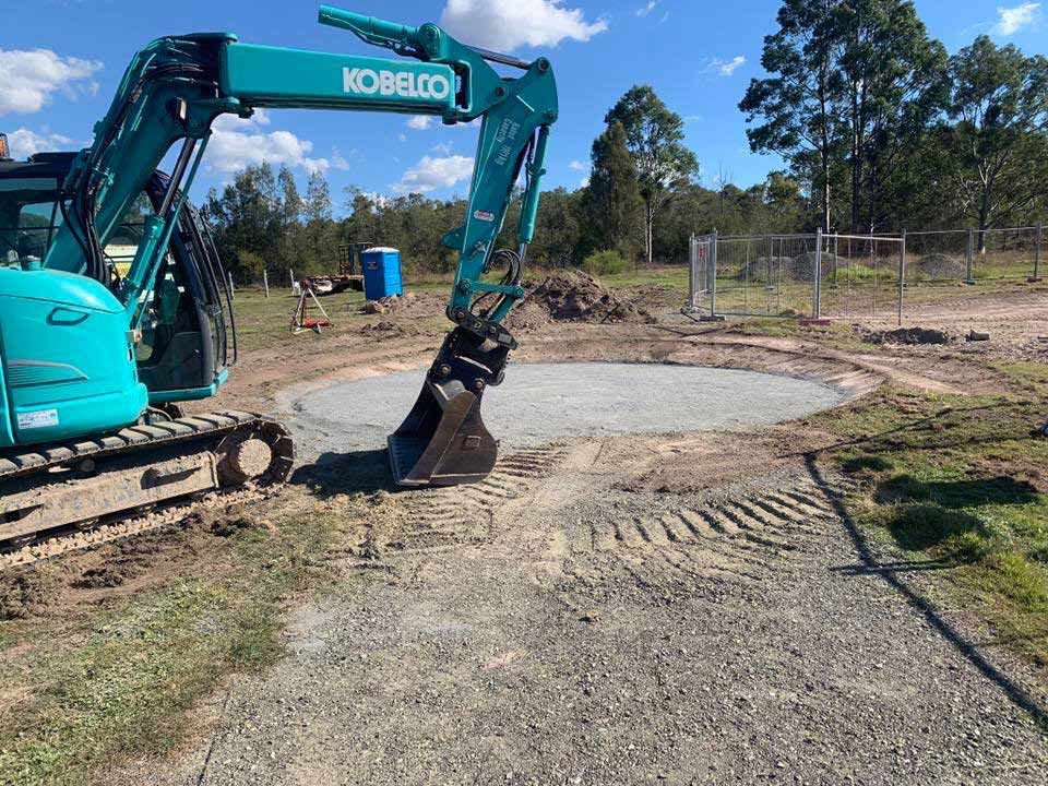 A Kobelco Excavator Equipment — Atholyn Earthmovers in Singleton, NSW