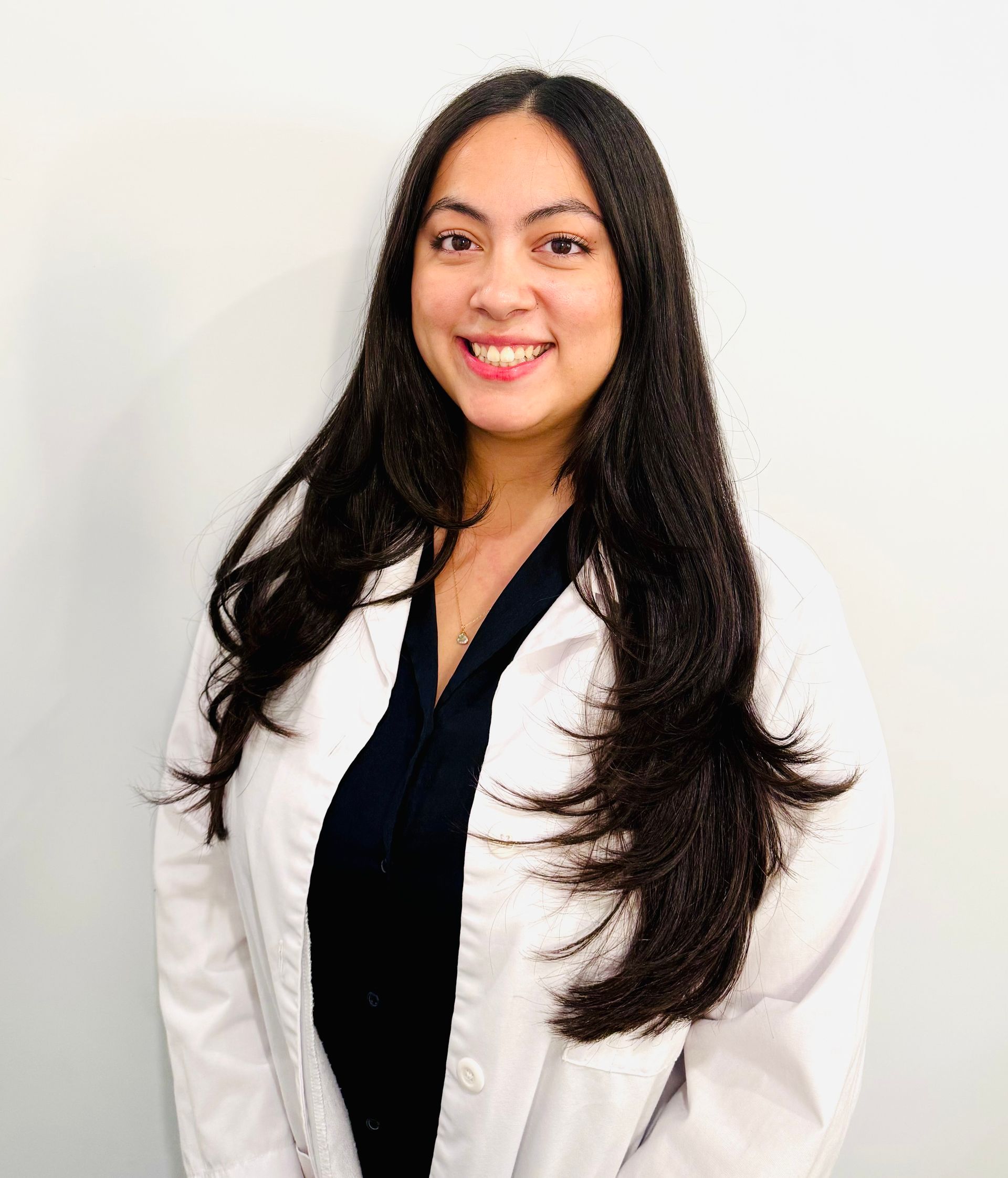 Dr. Leannmarie Senat