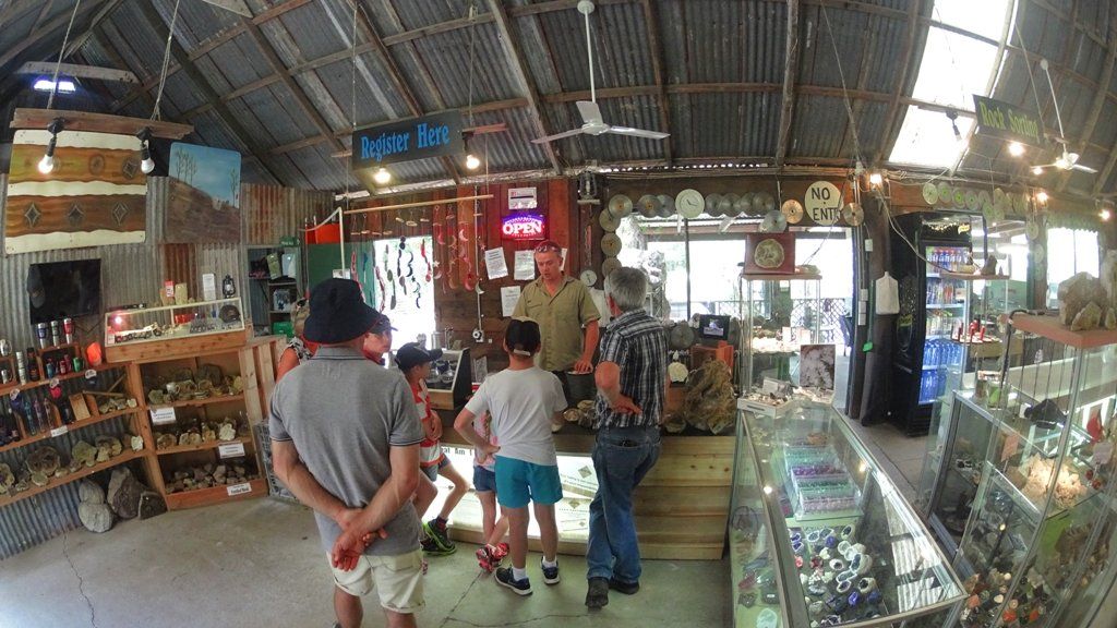 Thunderbird Park Thunderegg Fossicking Tamborine Mountain, QLD
