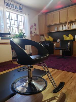 Neck Trim — Barber Chair in Albuquerque, NM