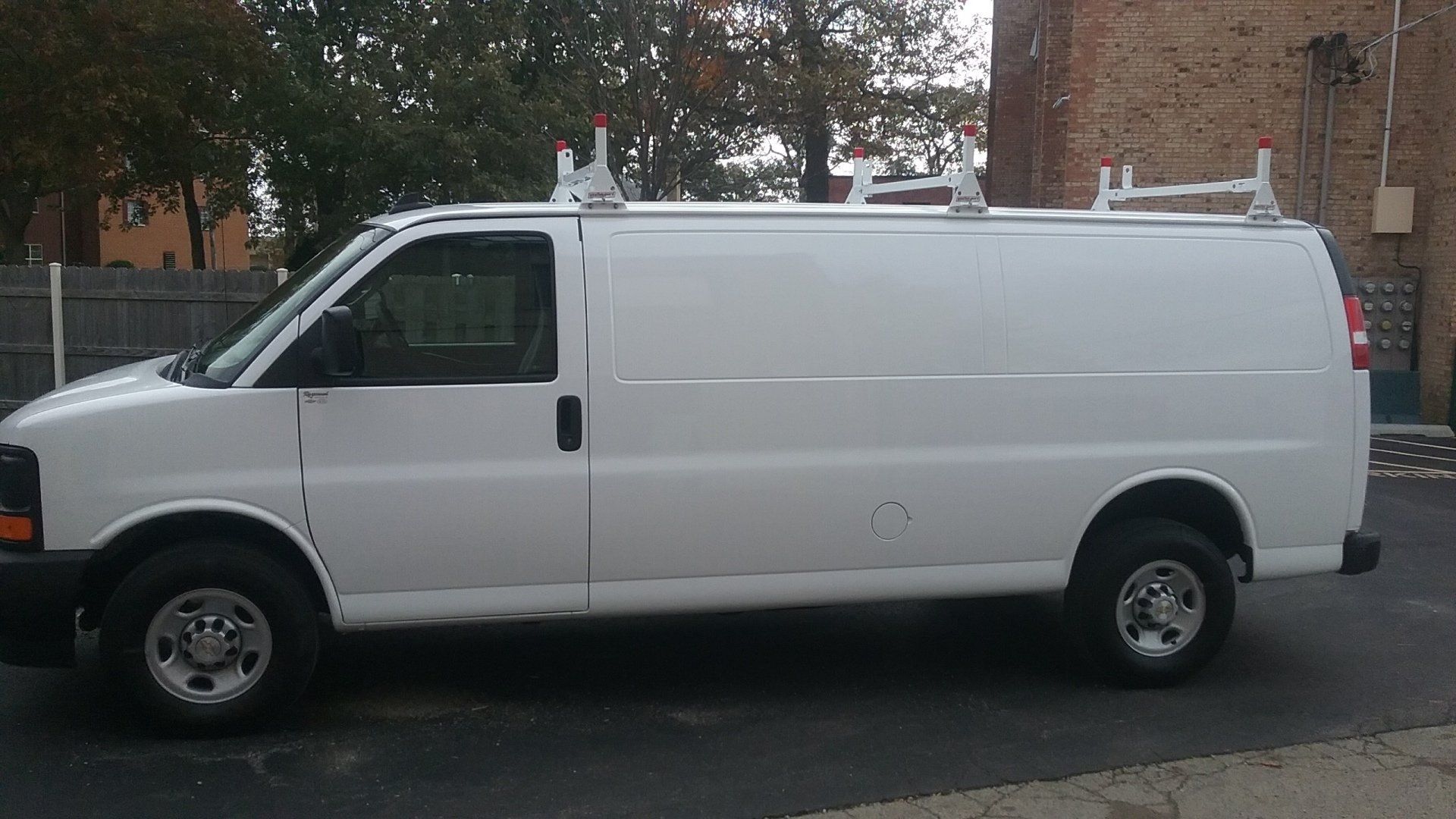 ic signs vehicle wrap white van before wrapping
