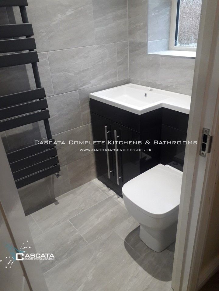 #cascata, #morpeth, #northumberland, #kitcheninstaller, #bathroominstaller, #bathroom, #anthracite, #combinationvanityunit, #KVIT, #towelradiator
