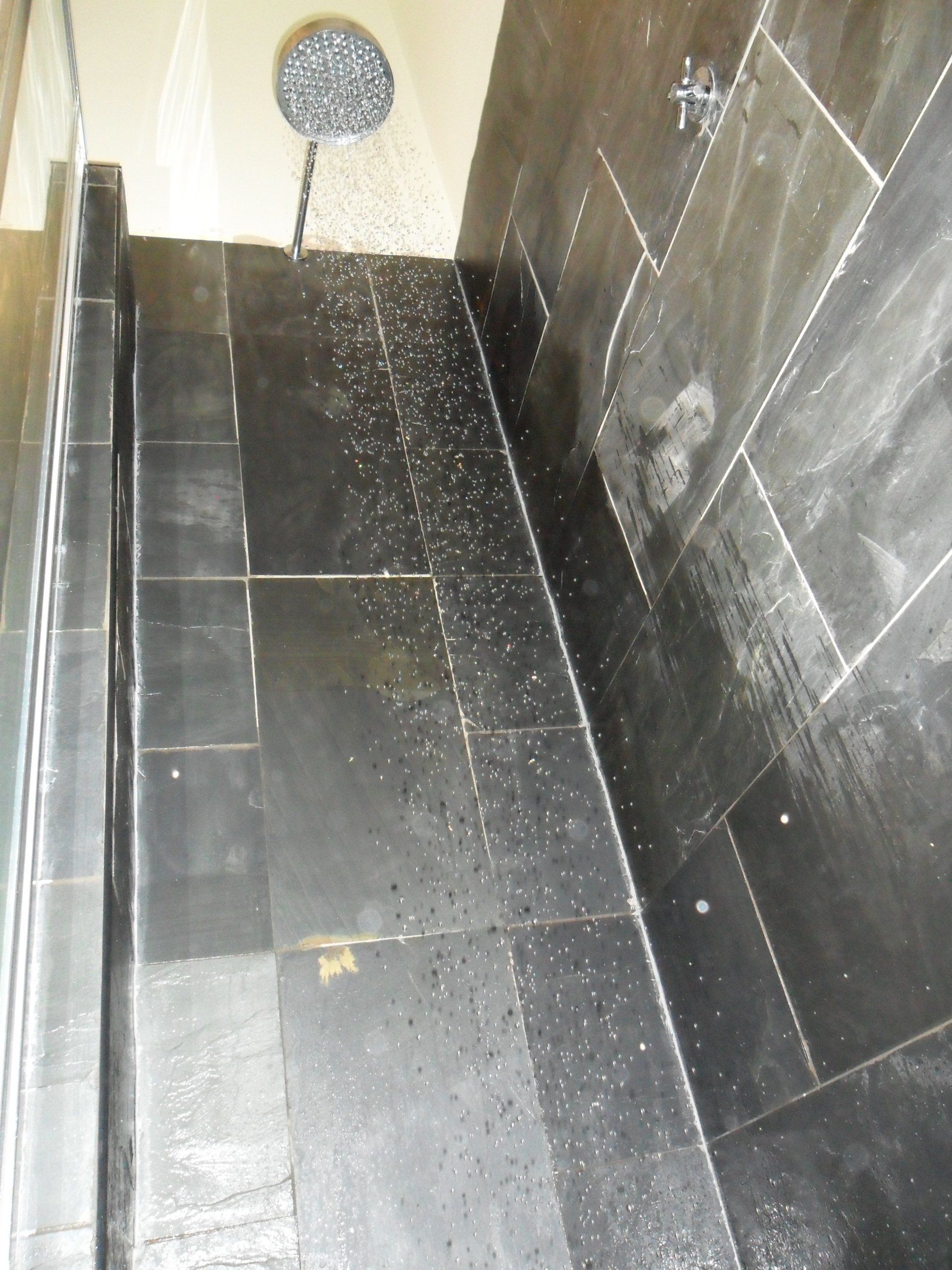 #cascata, #morpeth, #northumberland, #kitcheninstaller, #bathroominstaller, #bathroom, #slate, #rainwatershower, #wetroom