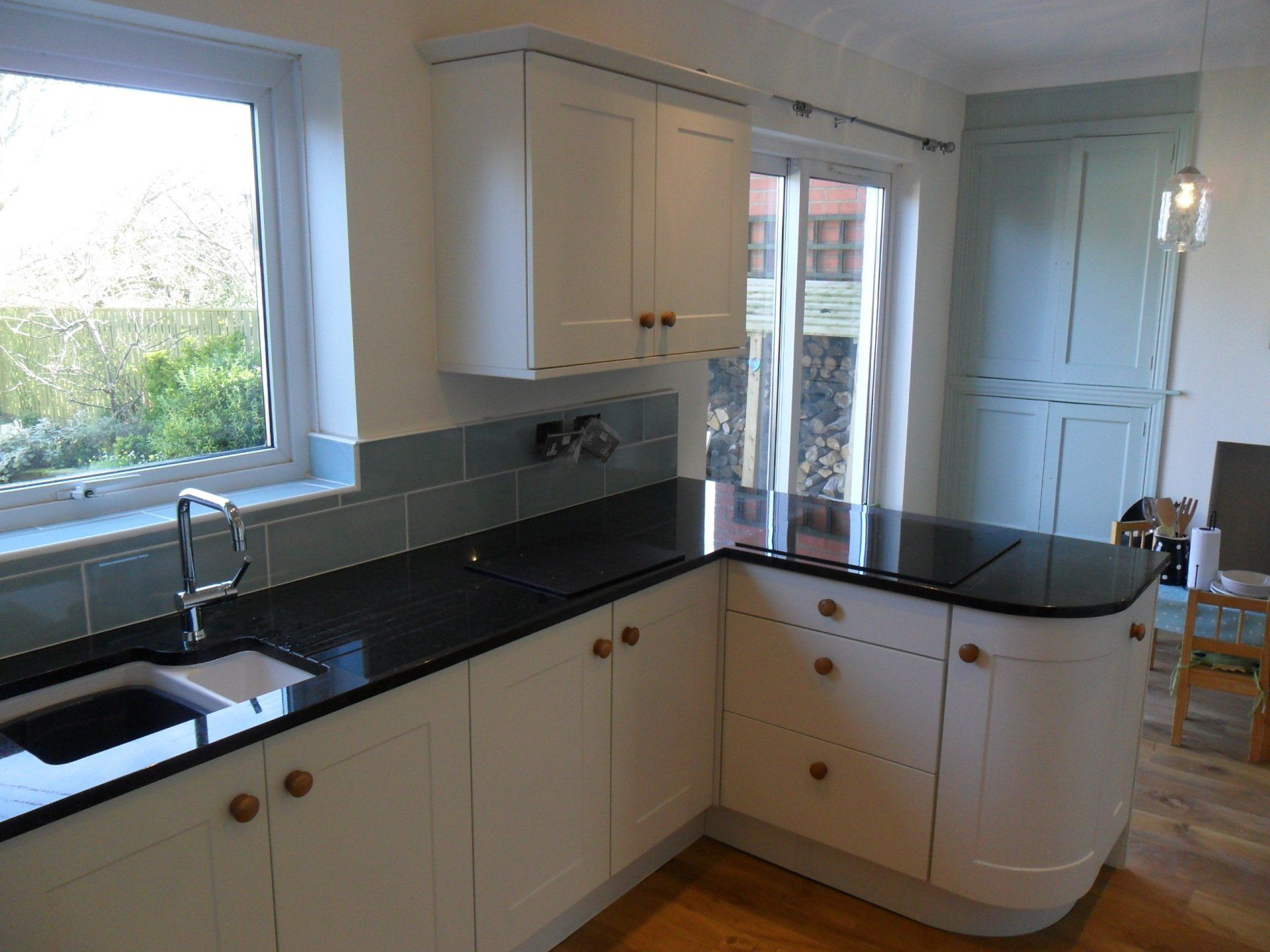 shabby chic cream kitchen oak knobs traditional style oak LVT amtico flooring black granite worktop