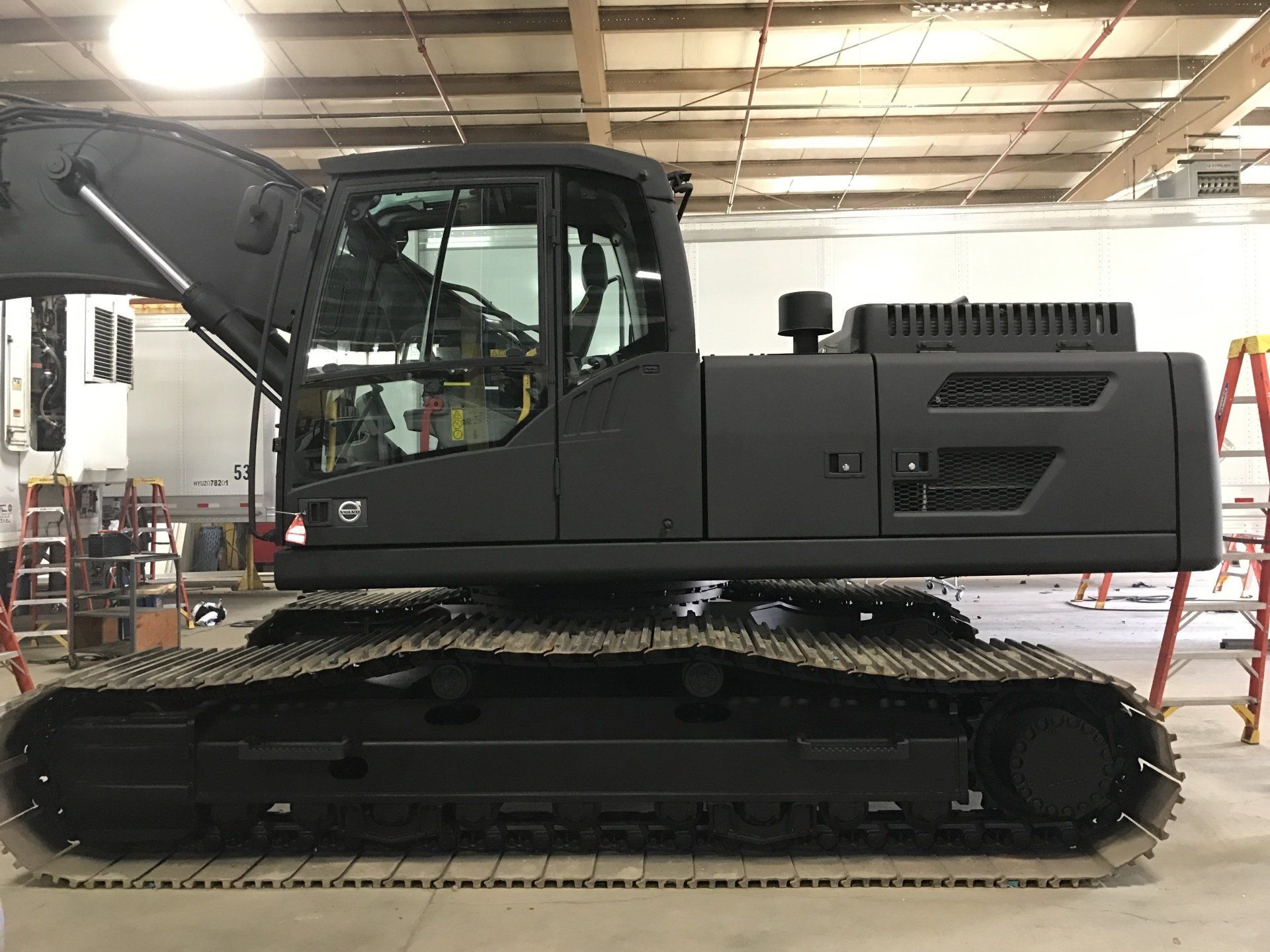 Full Service Body Shop Chicago, IL The Wrench Truck & Trailer