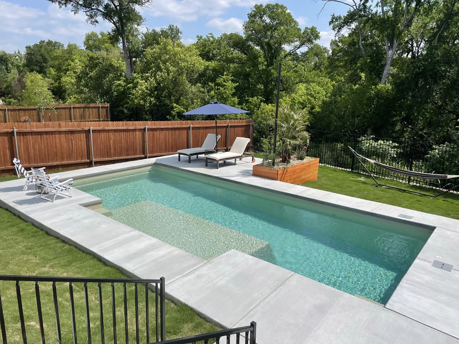 Exclusive Aviva Fiberglass Pools Jacksonville FL