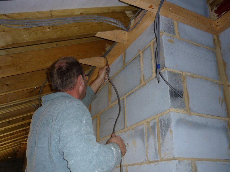 Domestic electrical repairs - Norbury, London - SEC Norbury Ltd -  New Lighting